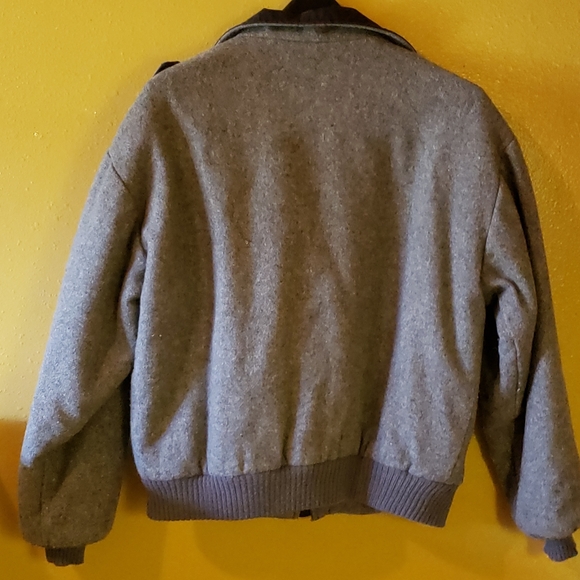 HOST PICK 😊 Manhatten Grey Wool Winter Jacket Sz 40M Like New! - Picture 4 of 8